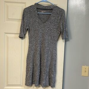 Ladies Medium gray short dress. S/S